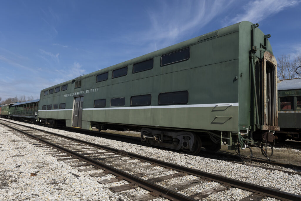 coach-class-bi-level