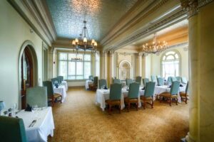 private dining option